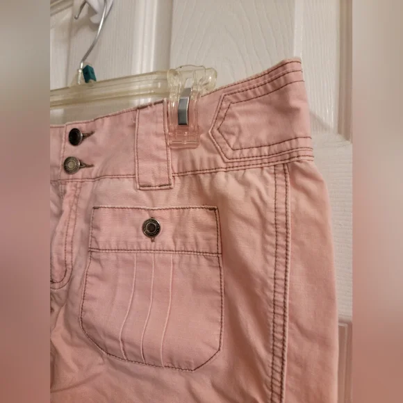 American Eagle Outfitters Woman's Skirt Size 8 Pink 4 Pockets Light Used 1 time - Picture 4 of 10